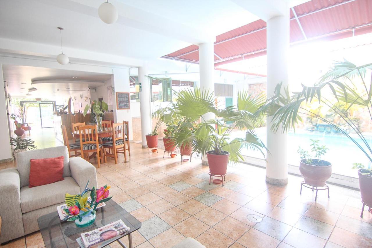 Hotel Rio Mayo モヨバンバ エクステリア 写真